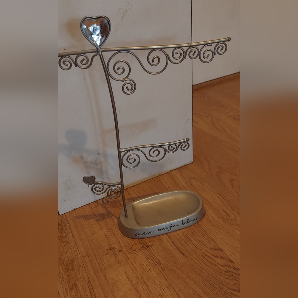 Heart Design Silver Jewelry Stand